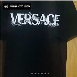 Versace Men's Black Logo-Print Short-Sleeved T-Shirt 💎